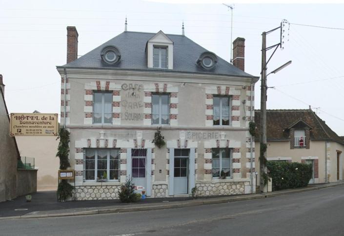 Hotel De La Bonnaventure Mazange Exterior foto